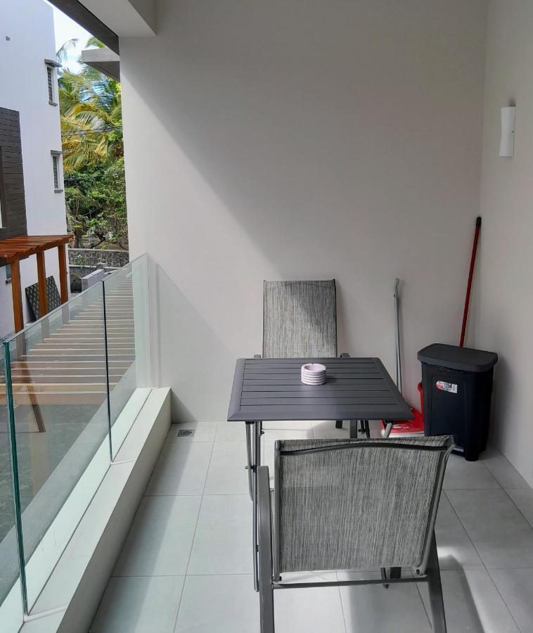 Soleia, 1 ou 2 Appts 2ch ds Residence piscine, salle de sport 50m de la mer Grand Baie Extérieur photo